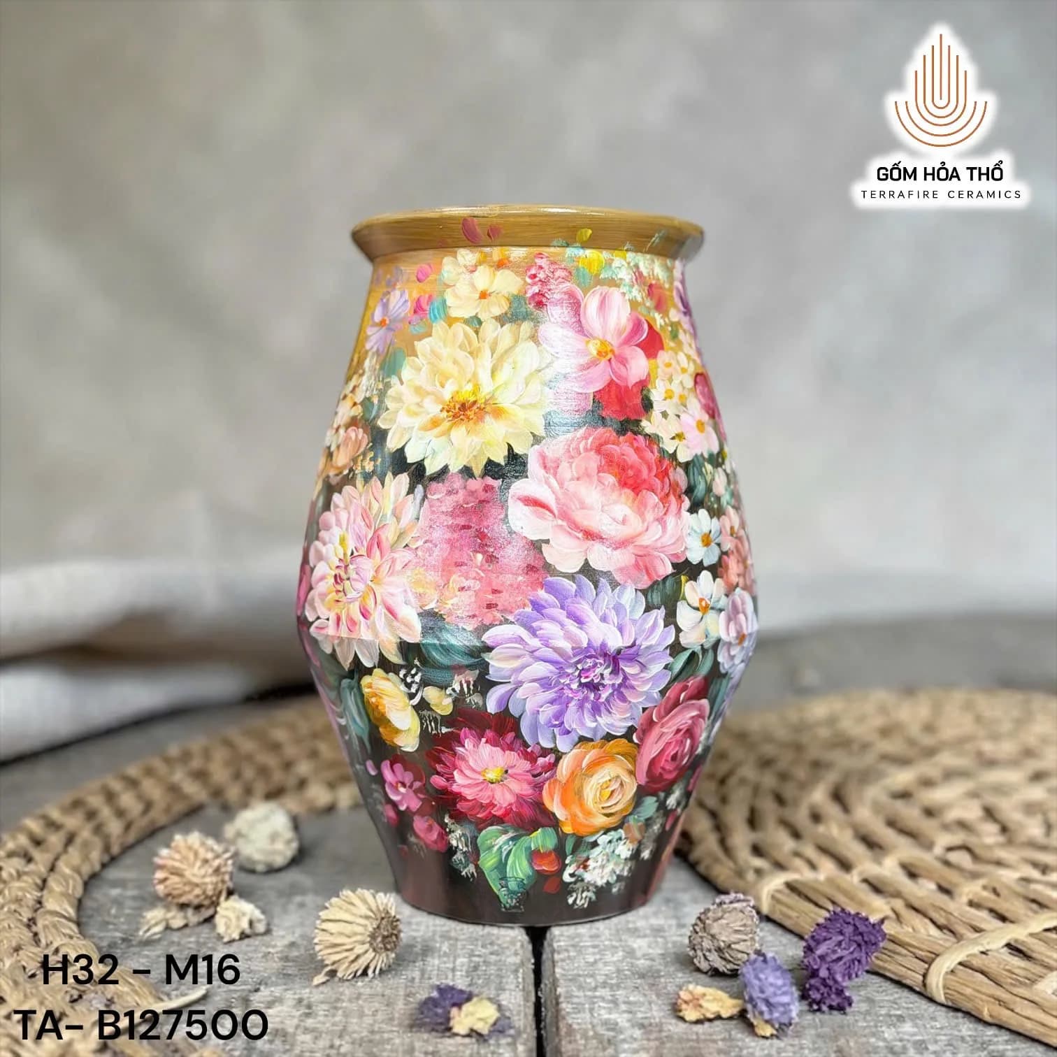 Bình hoa gốm vẽ tay ngàn hoa khoe sắc