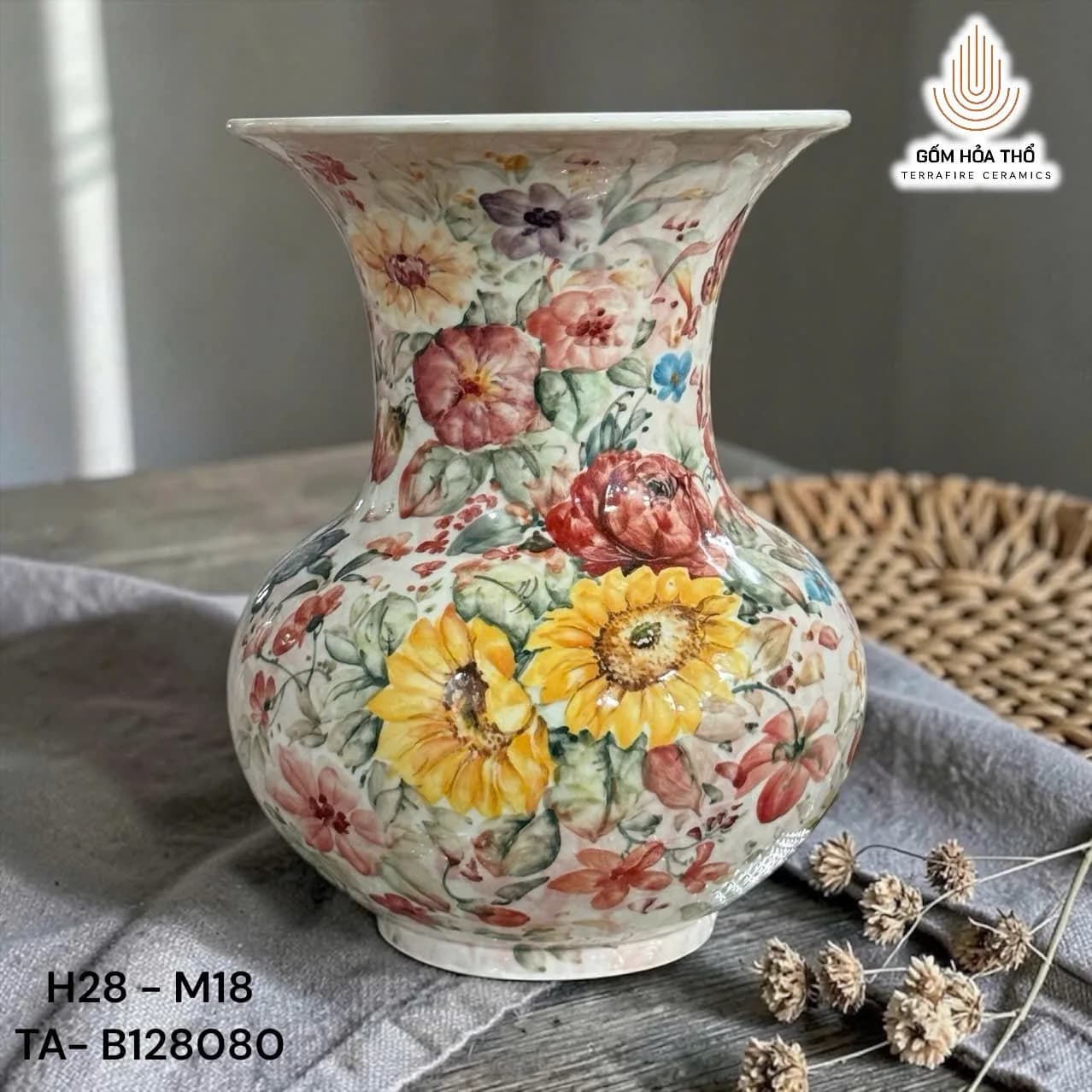 Bình hoa gốm họa tiết ngàn hoa