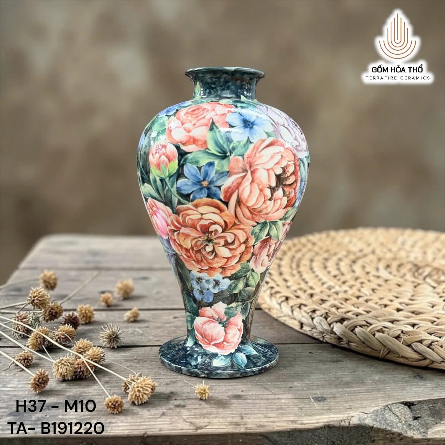 Bình hoa gốm vẽ hoa mẫu đơn
