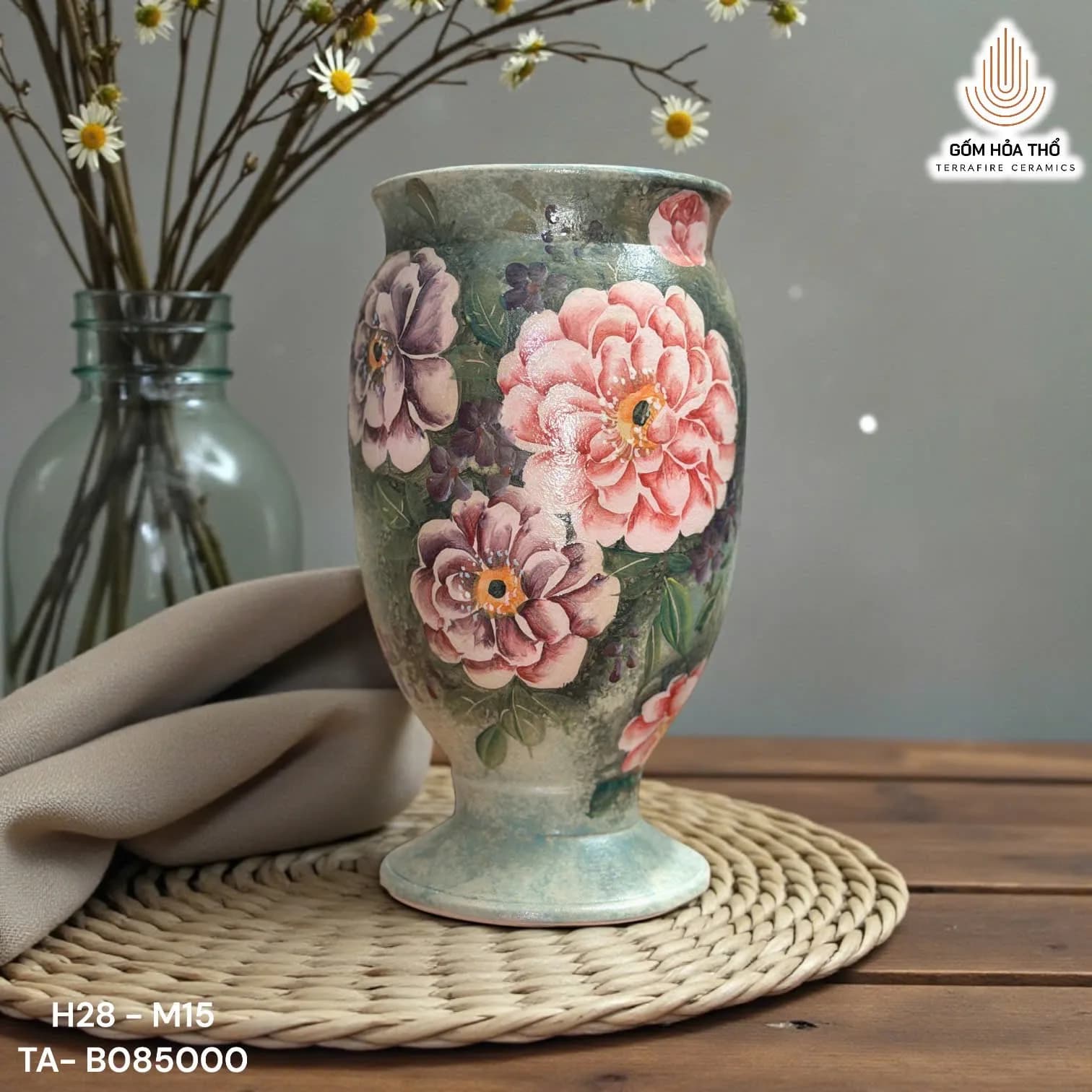 Bình hoa gốm vẽ hoa mẫu đơn chân xòe