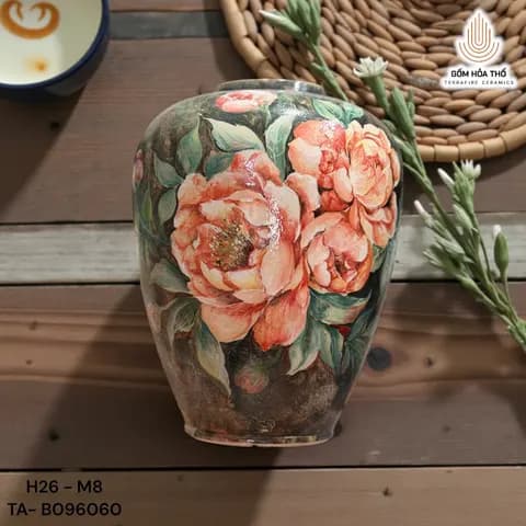 Bình hoa gốm vẽ hoa mẫu đơn