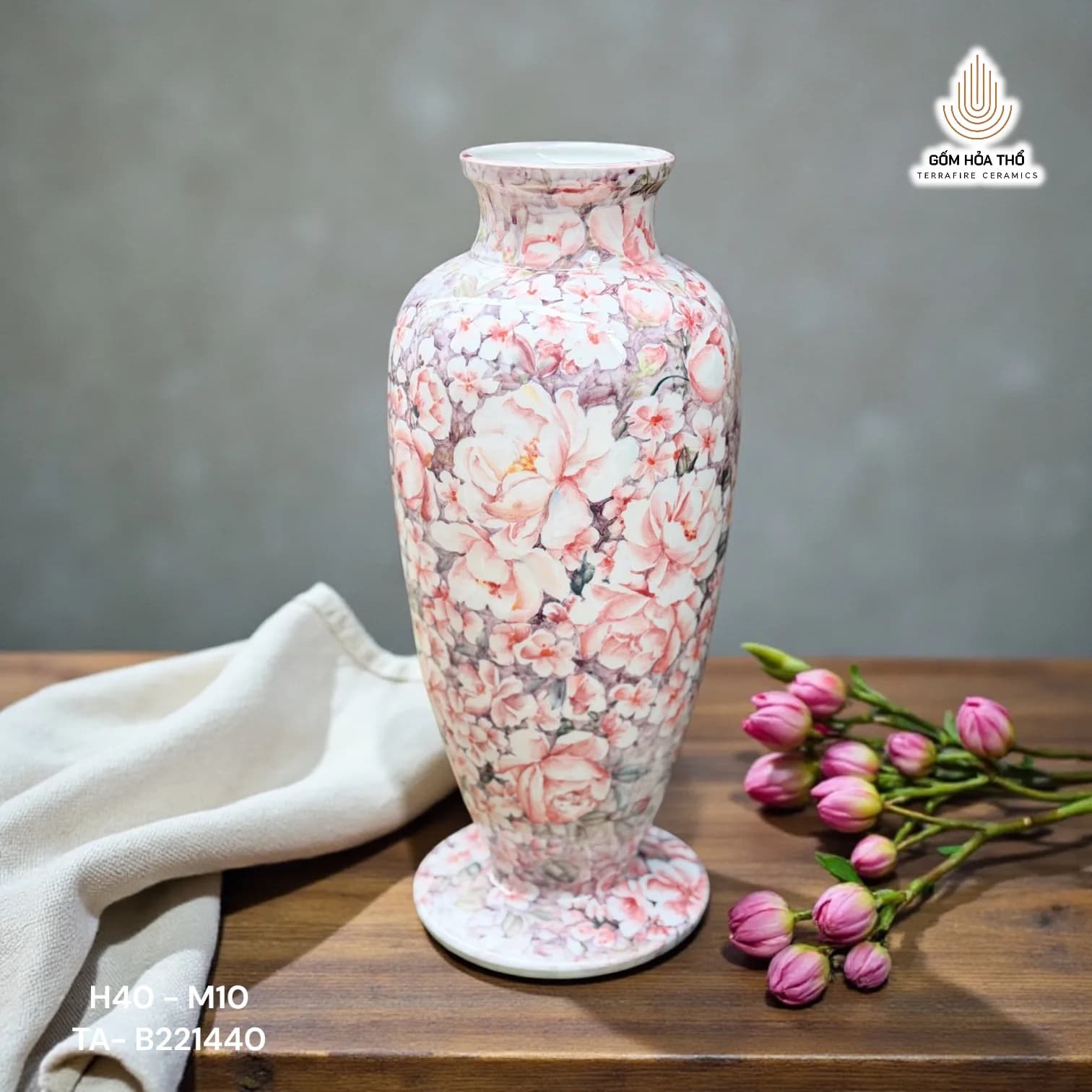Bình hoa ngàn hoa hồng dáng thon