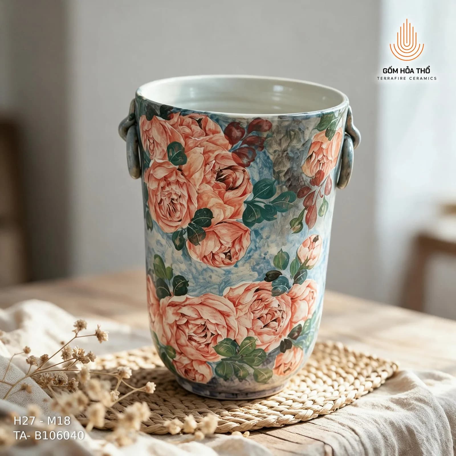 Bình cắm hoa hai tai vẽ hoa hồng cổ