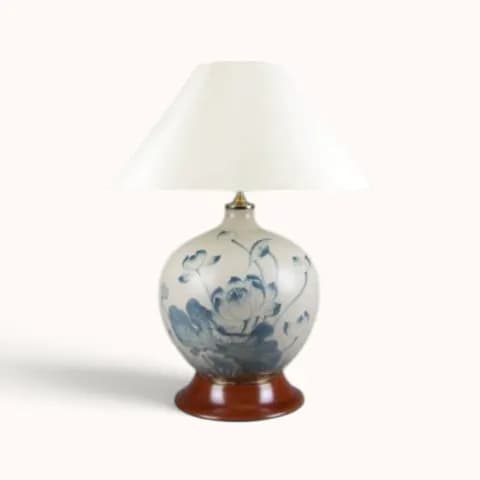 Đèn gốm để bàn họa tiết hoa sen