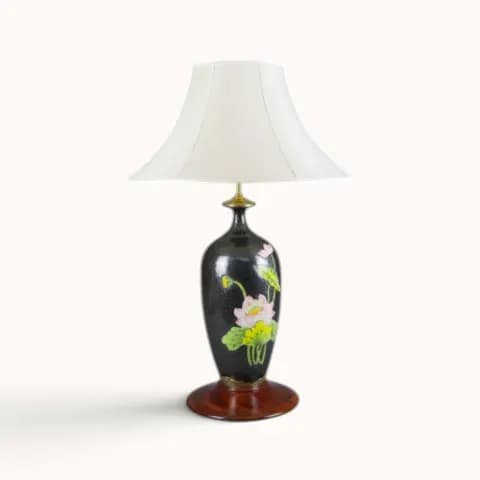 Đèn gốm để bàn họa tiết hoa sen nền đen