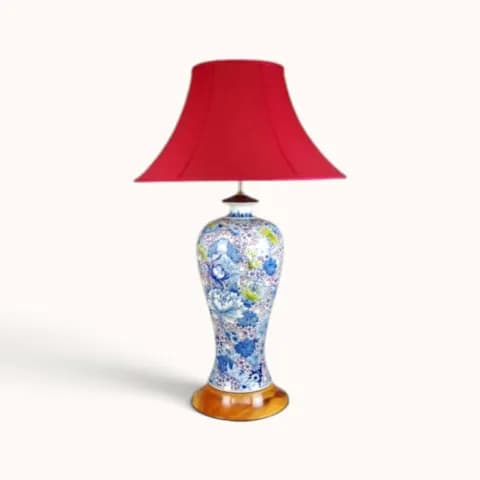 Đèn gốm họa tiết ngàn hoa để bàn chao đỏ