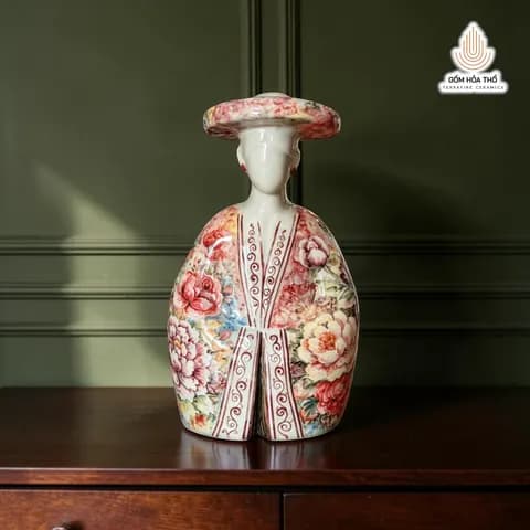 Tượng thiếu nữ gốm vẽ hoa cổ điển