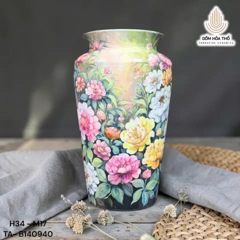 Bình gốm sứ vẽ tay họa tiết hoa mẫu đơn
